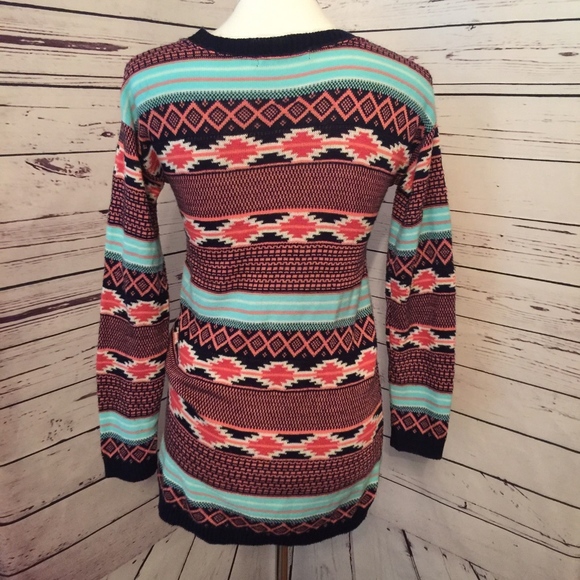 Cotton Emporium Multi-Colored Aztec Sweater - Picture 4 of 5